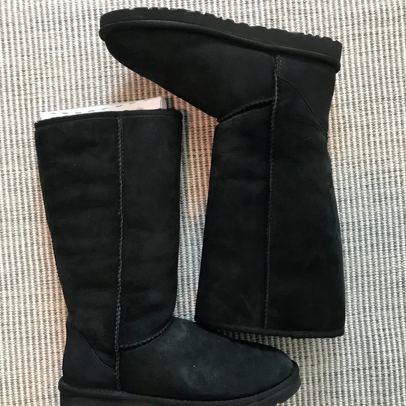 UGG Shoes - Black Ugg Boots